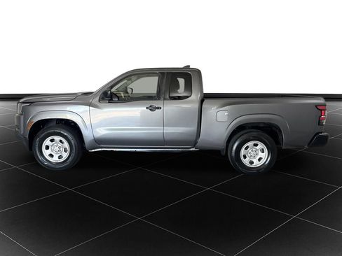 Used 2022 Nissan Frontier S RWD image 2