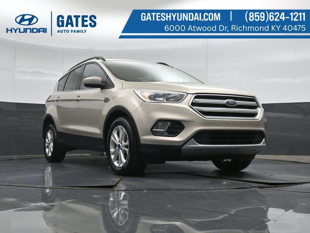 Used 2018 Ford Escape SE AWD/4WD image 38