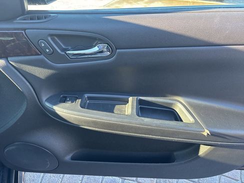 Used 2012 Chevrolet Impala LT w/ LT Sunroof Package image 36