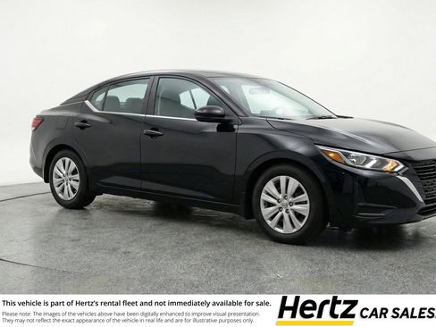 Used 2025 Nissan Sentra S image 1