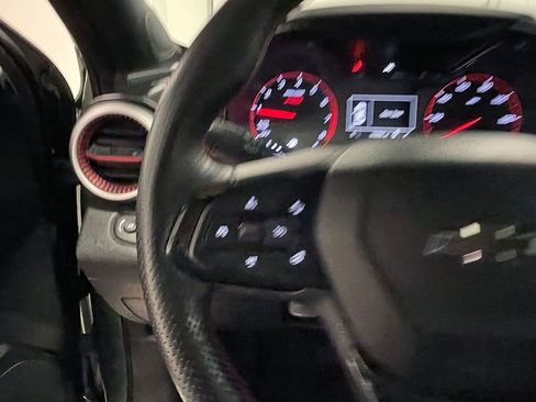 Used 2024 Chevrolet Trax RS w/ Sunroof Package image 33