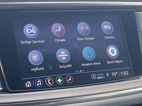 Used 2022 Buick Enclave Essence w/ Sport Touring Edition image 20