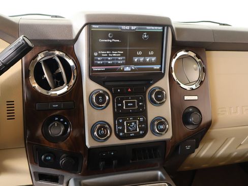 Used 2016 Ford F350 Lariat w/ Lariat Interior Package AWD/4WD image 5