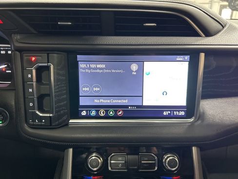 Used 2021 GMC Yukon Denali w/ Denali Premium Package image 20