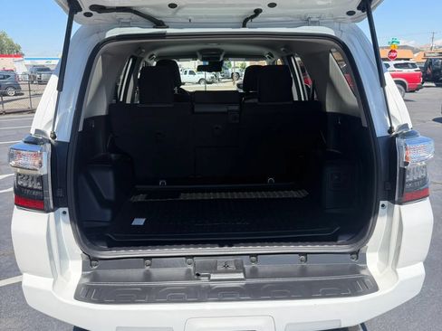 Used 2020 Toyota 4Runner SR5 w/ Wilderness Package AWD/4WD image 13