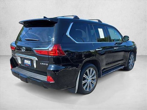 Used 2017 Lexus LX 570 4WD w/ Luxury Package image 5