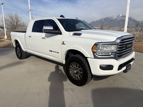 Used 2021 RAM 3500 Limited image 7