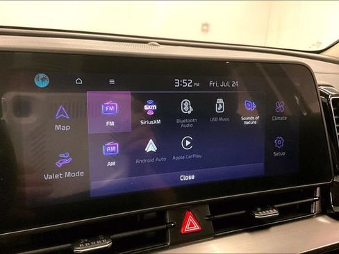 Used 2025 Kia Sportage EX FWD image 31