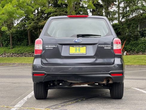 Used 2014 Subaru Forester 2.5i AWD/4WD image 4