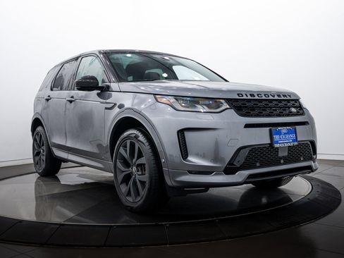 Used 2021 Land Rover Discovery Sport SE R-Dynamic image 2