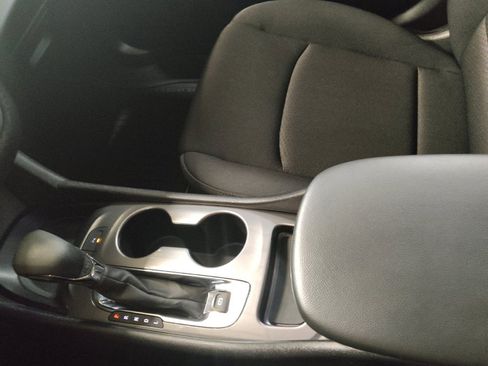 Used 2025 Chevrolet Malibu LS FWD image 26