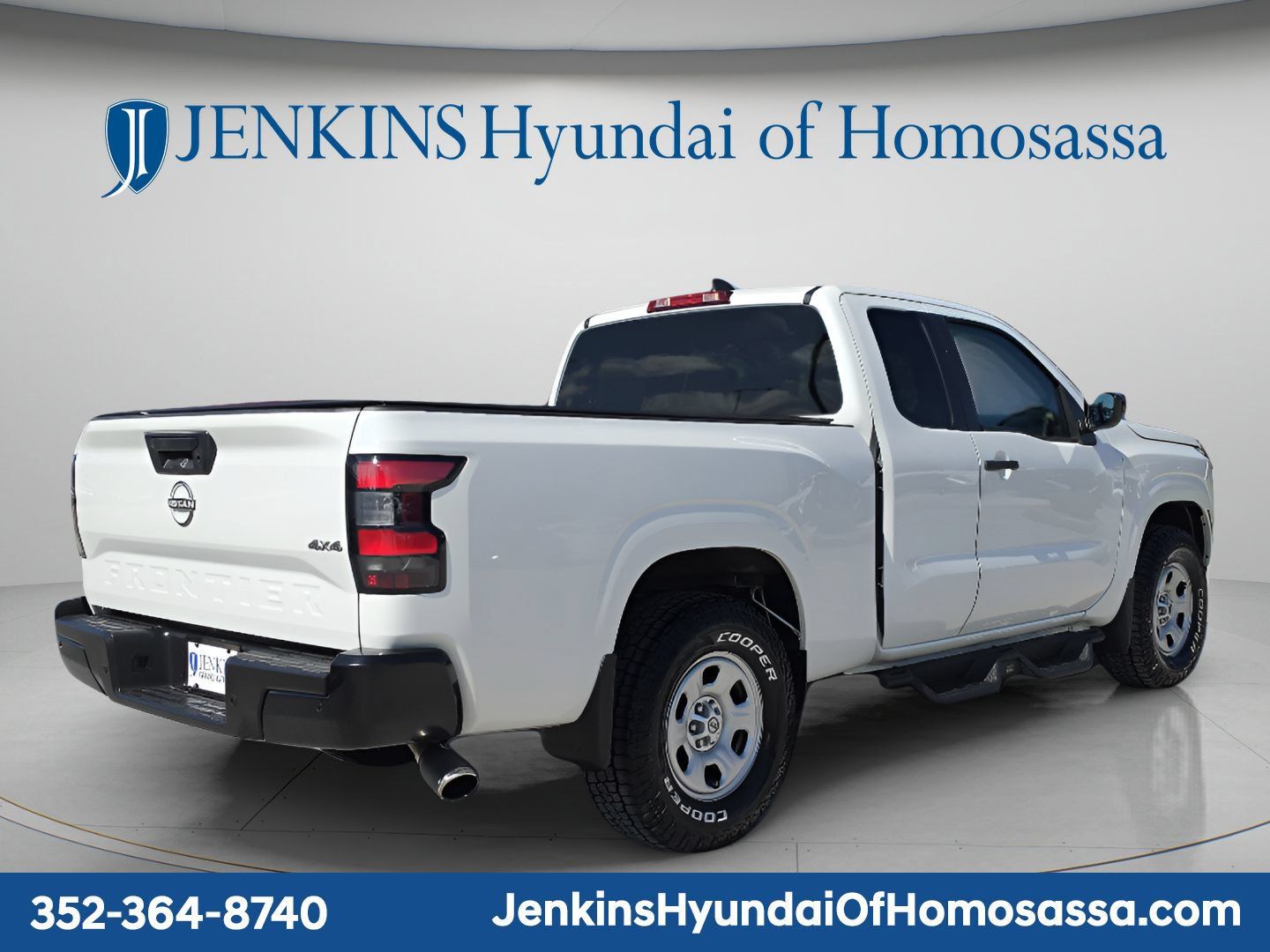 Used 2022 Nissan Frontier S w/ Technology Package AWD/4WD image 3