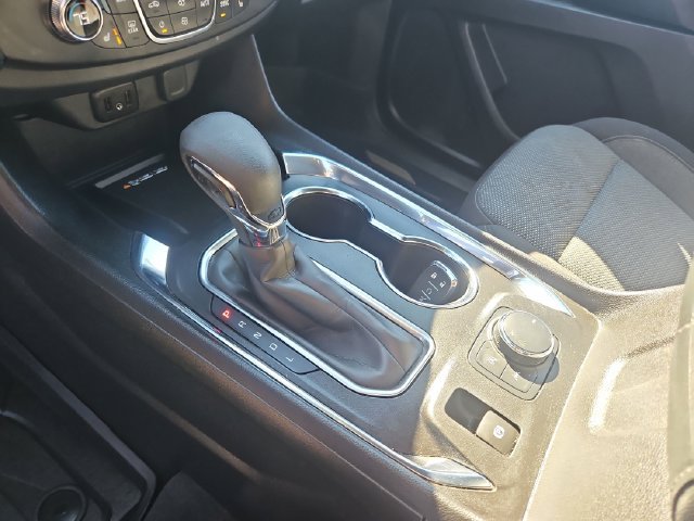 Used 2023 Chevrolet Traverse LT FWD image 24