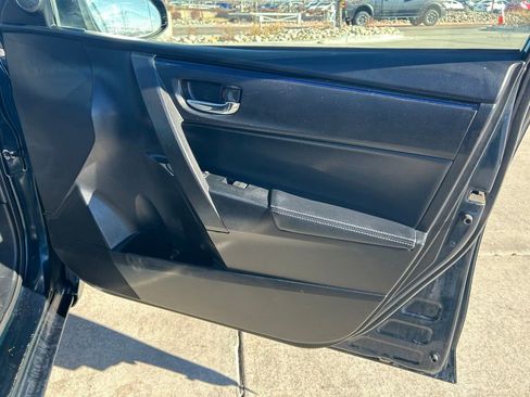 Used 2018 Toyota Corolla SE image 30