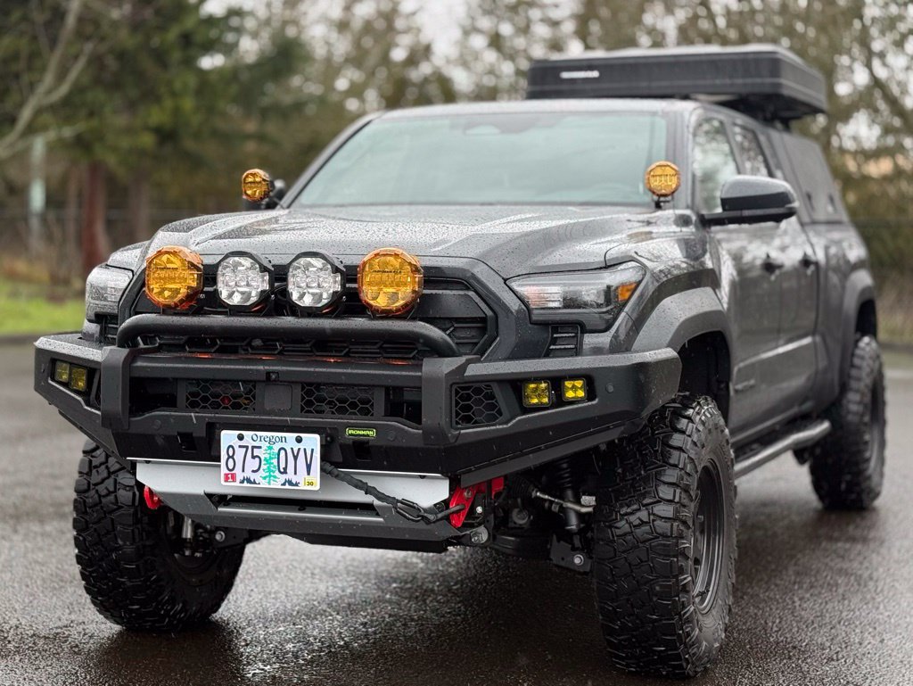 Used 2026 Toyota Tacoma TRD Off-Road w/ TRD Off Road Premium Package AWD/4WD image 2