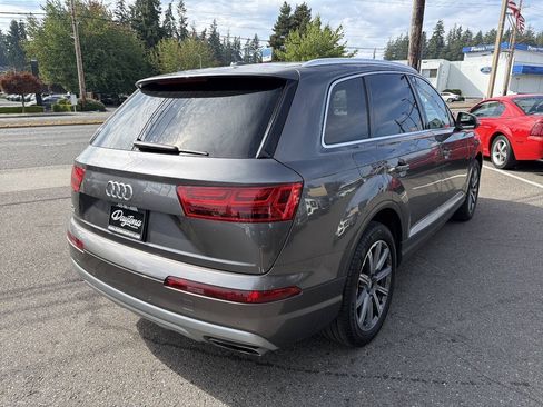 Used 2019 Audi Q7 2.0T Premium Plus w/ Premium Plus Package AWD/4WD image 8