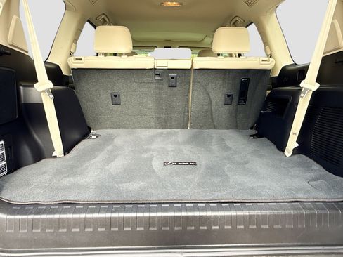 Used 2021 Lexus GX 460 Premium w/ Premium Plus Package AWD/4WD image 12