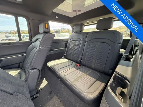Used 2026 Rivian R1S Adventure AWD/4WD image 11