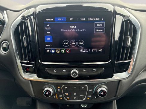 Certified 2023 Chevrolet Traverse LT image 13