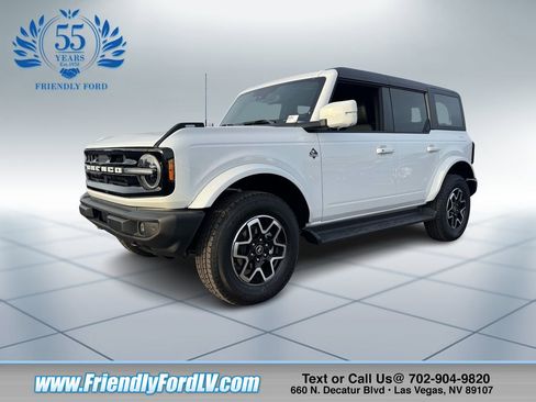 New 2025 Ford Bronco Outer Banks image 1