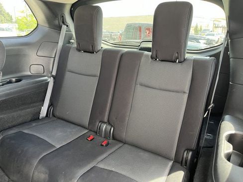 Certified 2019 Nissan Pathfinder SV image 20