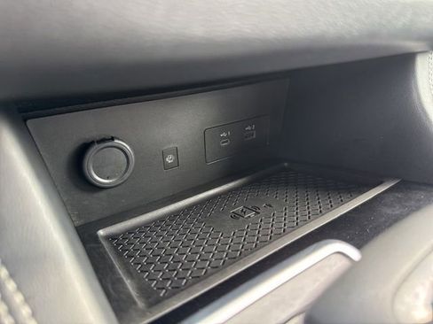 Used 2024 Nissan Pathfinder Platinum AWD/4WD image 38