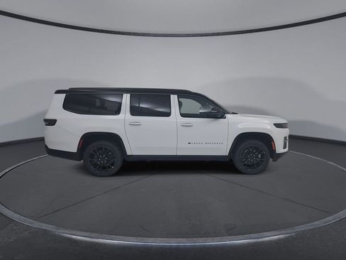 New 2026 Jeep Grand Wagoneer L Summit AWD/4WD image 2
