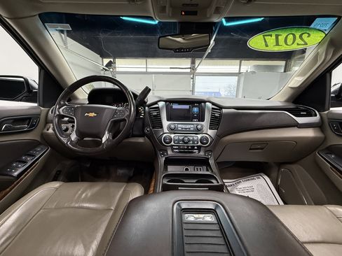 Used 2017 Chevrolet Suburban Premier image 15