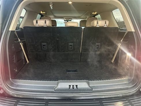 Used 2024 Ford Expedition Limited image 16