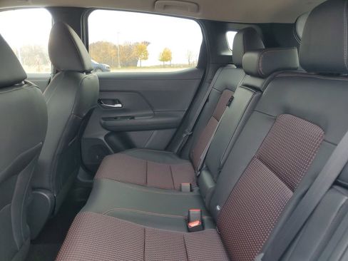 New 2026 Nissan Kicks SR w/ Cold Weather Package image 27