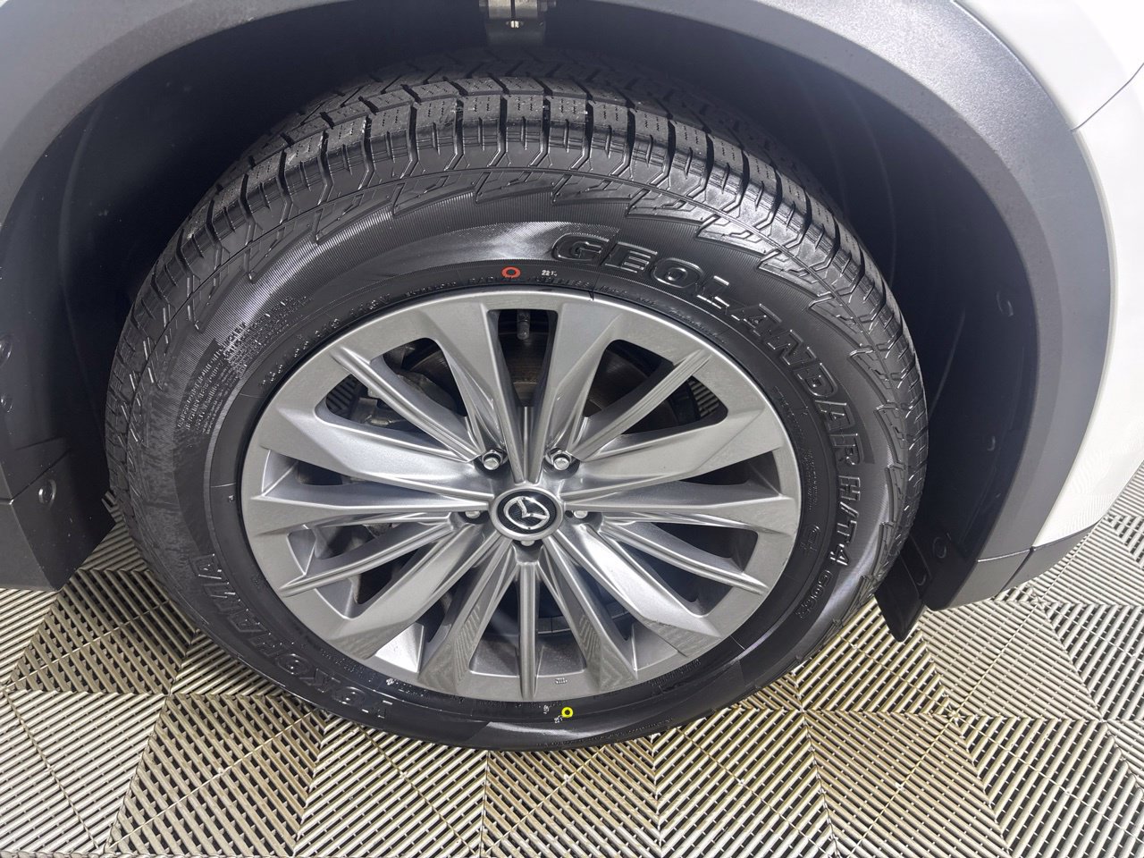 Used 2024 MAZDA CX-90 3.3 Turbo w/ Preferred Plus AWD/4WD image 36