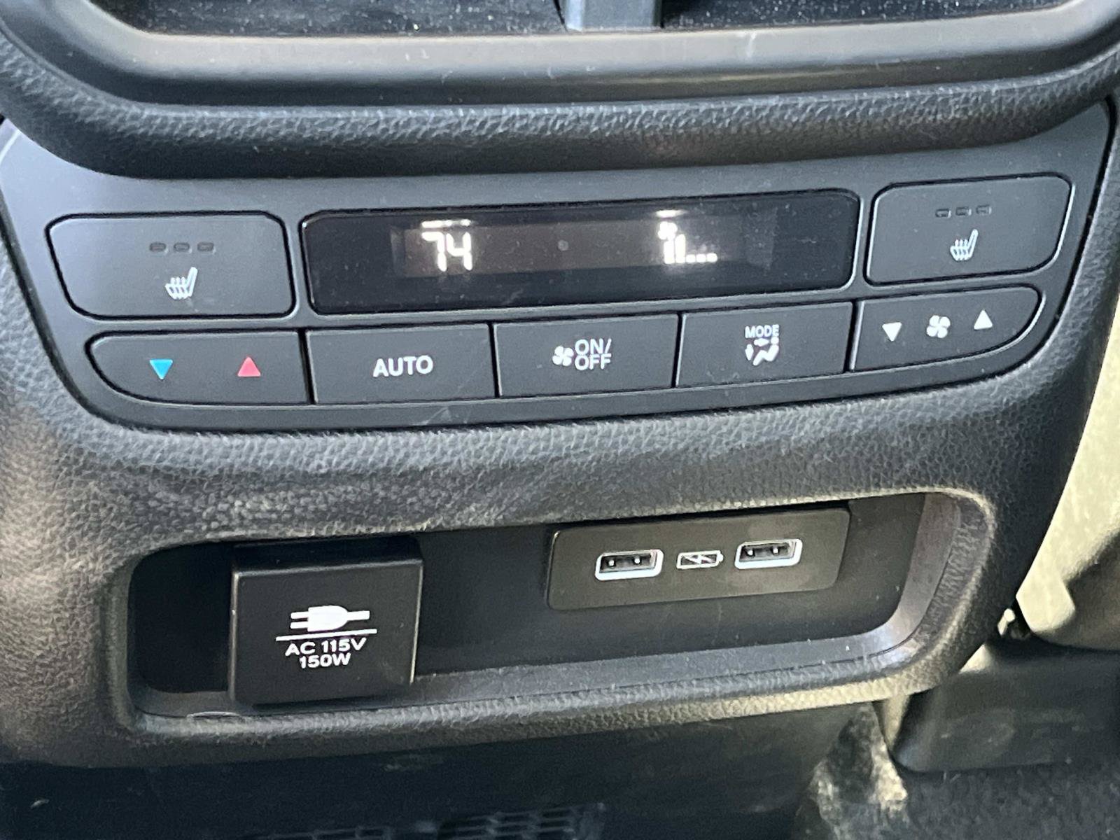 Used 2023 Honda Pilot Elite image 18