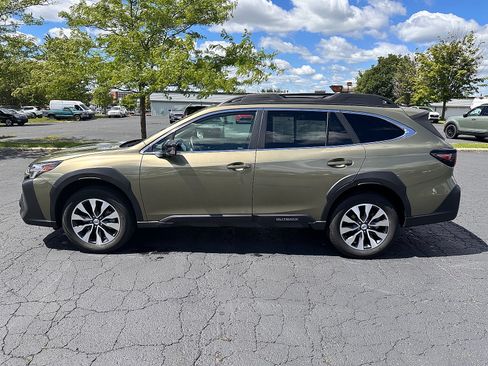 Certified 2024 Subaru Outback Limited AWD/4WD image 6
