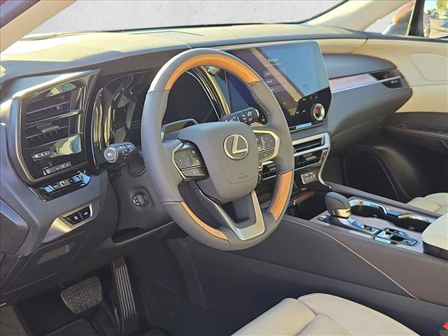 Used 2026 Lexus RX 350 FWD w/ Convenience Package image 9
