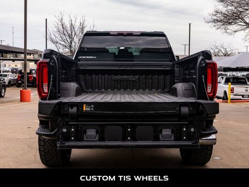 Used 2021 GMC Sierra 2500 AT4 image 8