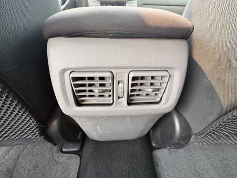 Used 2010 Toyota 4Runner SR5 AWD/4WD image 32