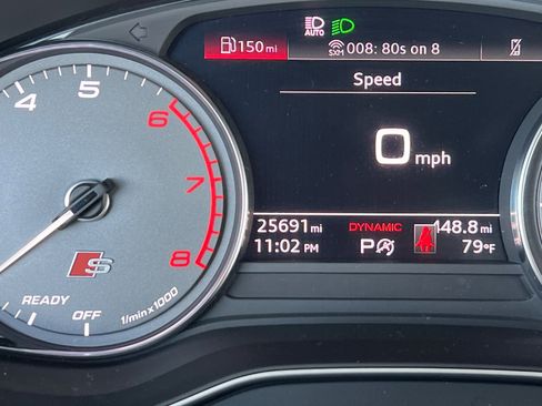 Used 2022 Audi SQ5 Premium w/ Convenience Package image 25