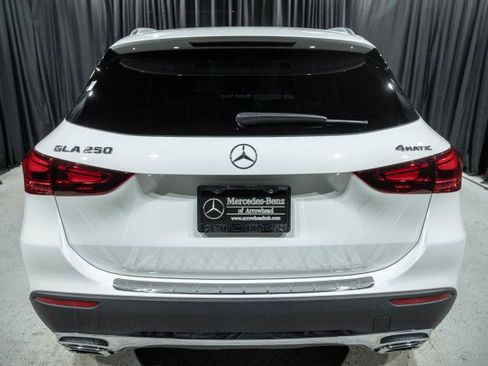New 2025 Mercedes-Benz GLA 250 4MATIC image 6
