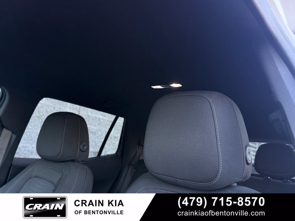 Used 2025 Chevrolet Equinox LT AWD/4WD image 21