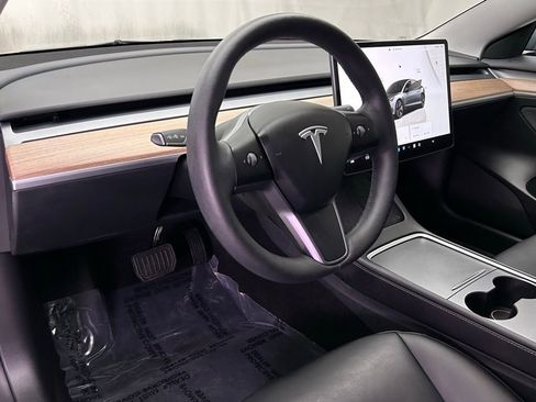 Used 2023 Tesla Model 3 Standard Range image 13