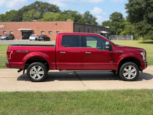 Used 2017 Ford F150 Platinum w/ Equipment Group 701A Luxury AWD/4WD image 6