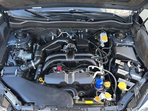Used 2017 Subaru Forester 2.5i Touring AWD/4WD image 30