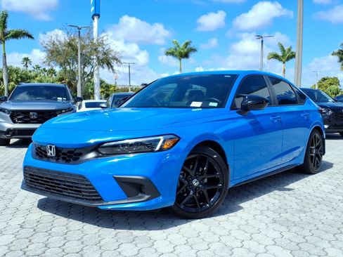 Used 2024 Honda Civic Sport image 1