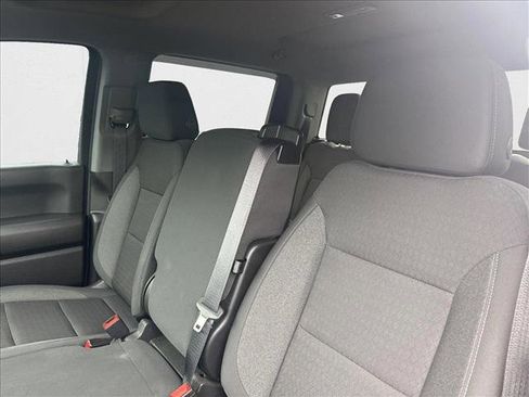 Used 2024 Chevrolet Silverado 1500 Custom Trail Boss w/ Turbomax Blackout Package image 9