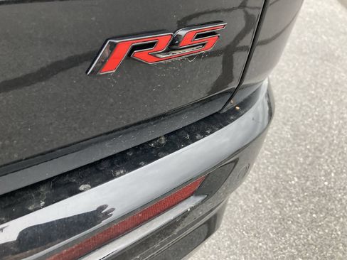 Used 2024 Chevrolet Traverse RS AWD/4WD image 11