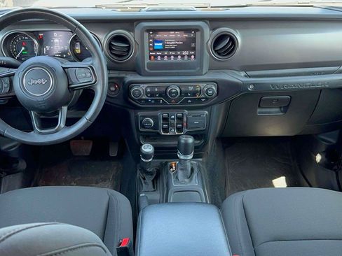 Used 2023 Jeep Wrangler Unlimited w/ Cold Weather Group AWD/4WD image 11