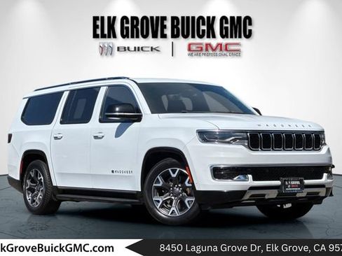 Used 2023 Jeep Wagoneer L Series III w/ Preferred Equipment Group AWD/4WD image 1