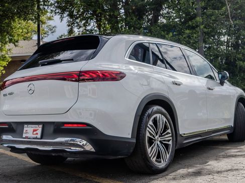 Used 2023 Mercedes-Benz EQS 450+ SUV w/ Pinnacle Trim Package image 37