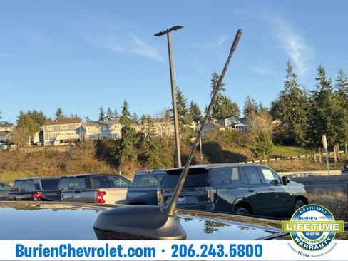 Used 2025 Chevrolet Trax LS w/ LS Convenience Package image 36