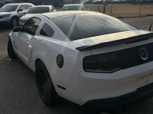 Used 2011 Ford Mustang GT Premium RWD image 11